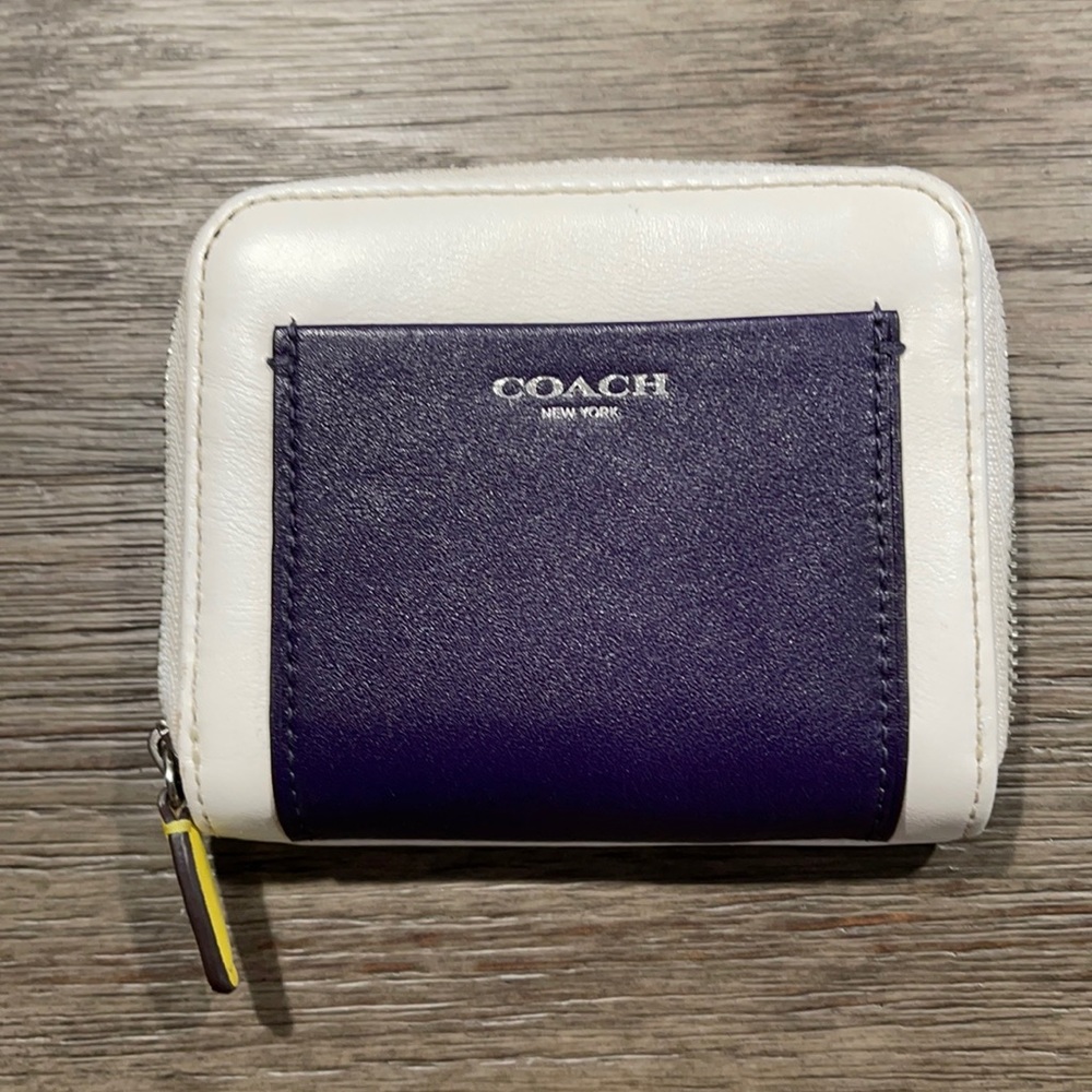 Coach white and navy wallet